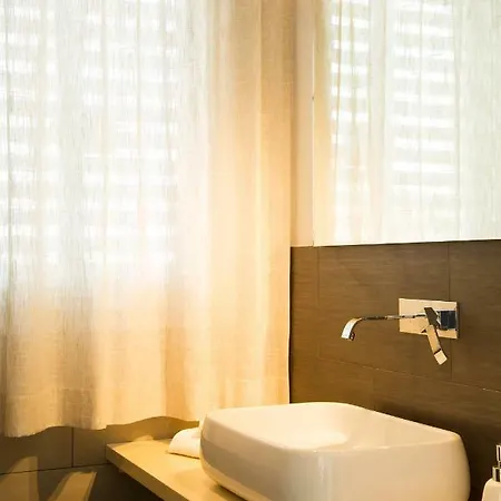 بيت للعطل Charm *