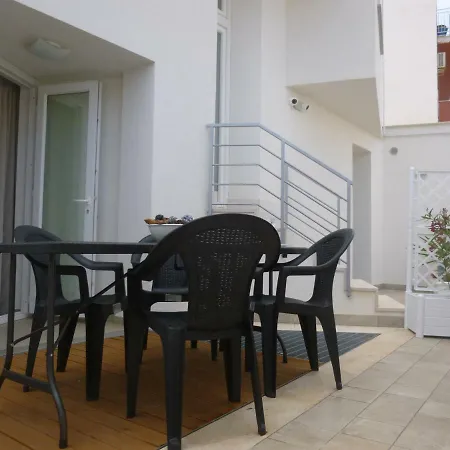 Charm * تيراسيني